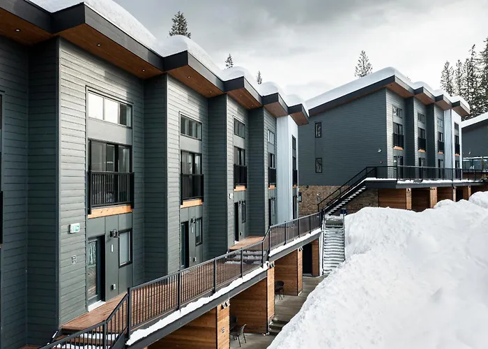 Basecamp Resorts Revelstoke